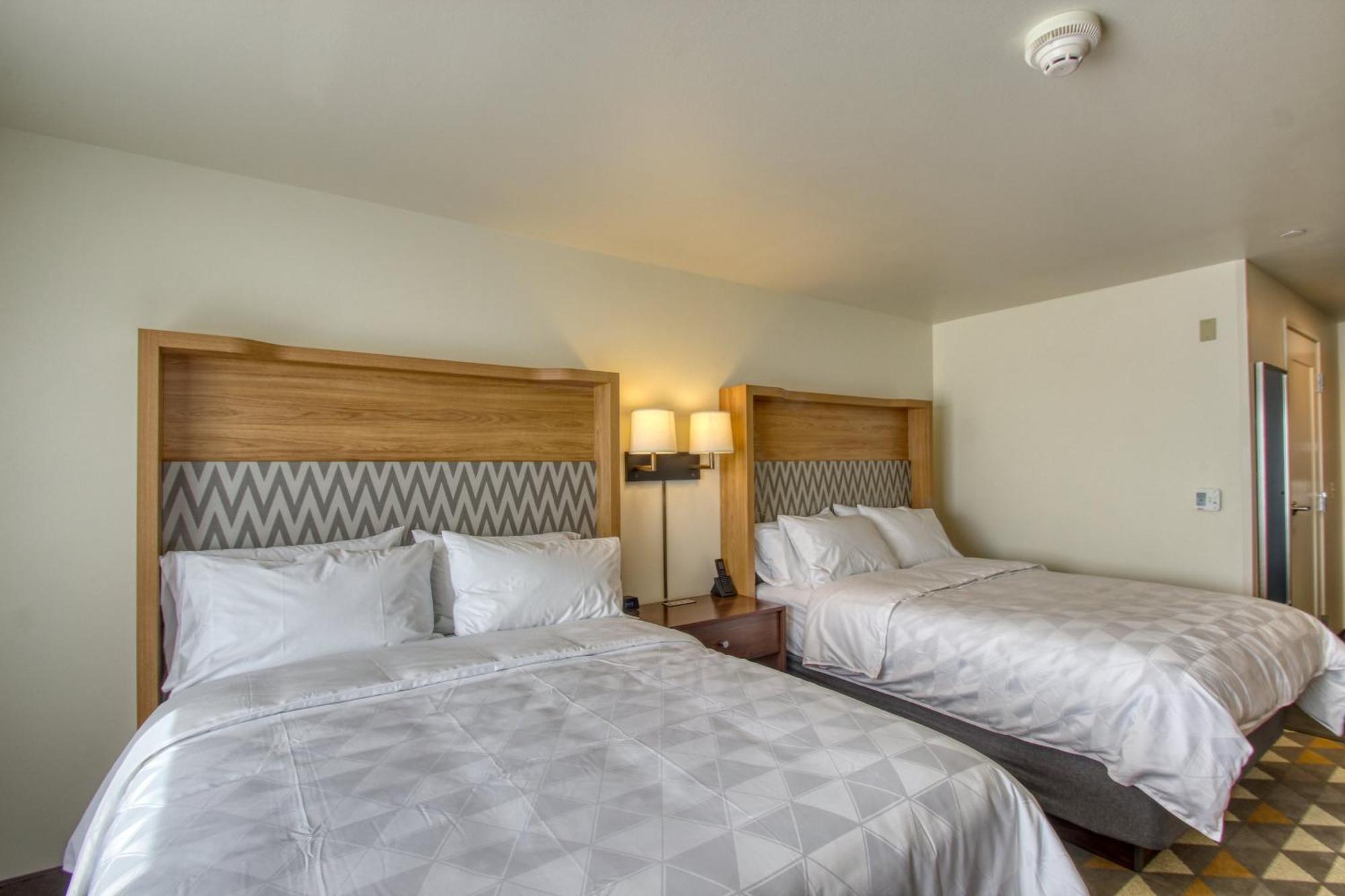 Holiday Inn - Appleton By Ihg: What To Expect From 3 star Hotel With ...